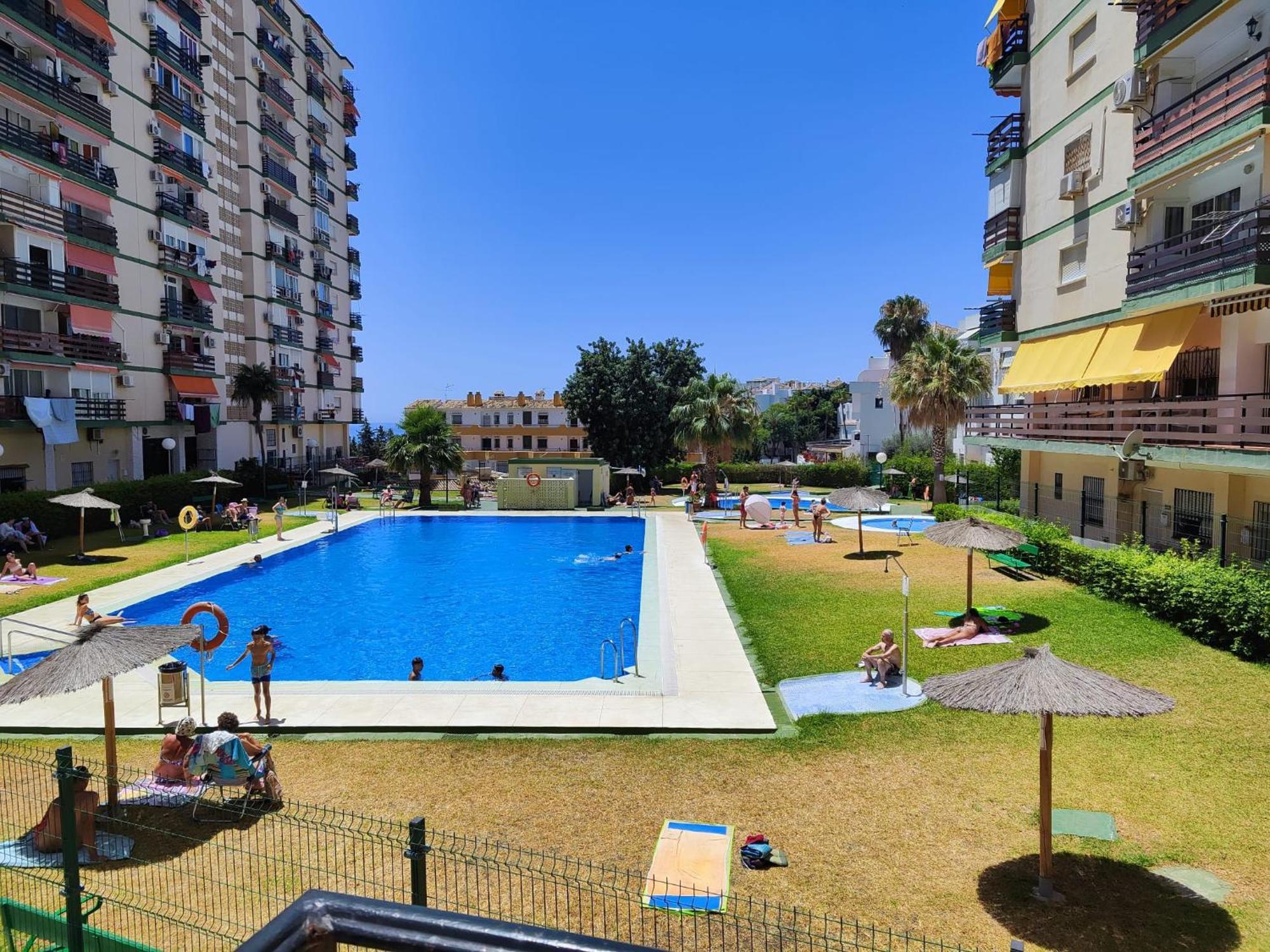Modern Studio Naciones Benalmádena Exterior foto